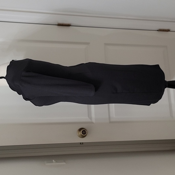 Ro & De Size S Charcoal Gray Midi Dress w/ Twist Detail Excellent Used Condition - Picture 3 of 12